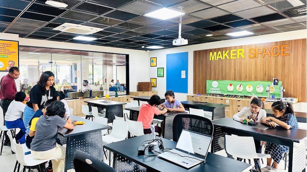 HXLS-64-Makerspace